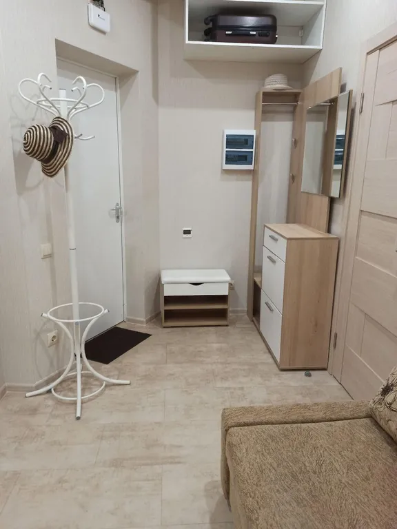 Двухкомнатная квартира у моря с немноголюдным пляжем