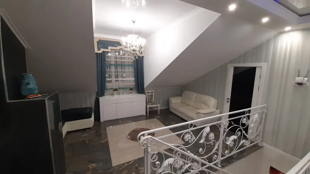 Двухуровневая квартира в тихом месте