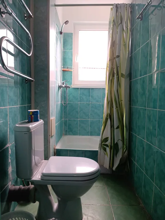 Квартира Квартира 3-местный номер с балконом и личным санузлом рядом с номером — Лазаревское