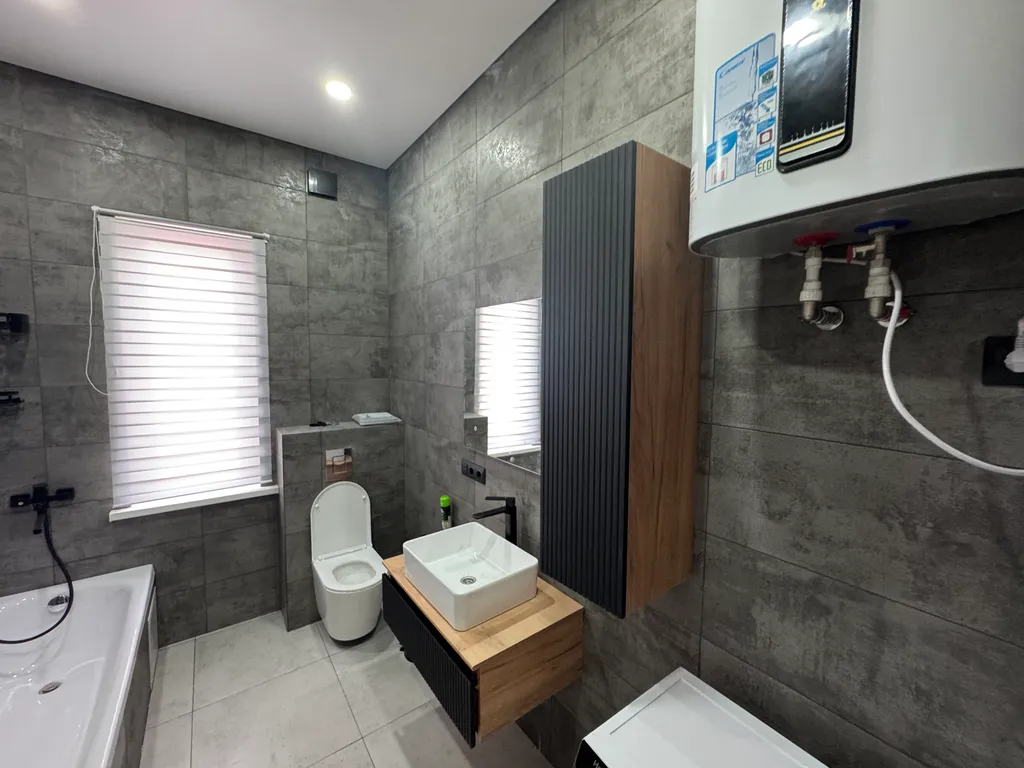 Уютный Дом с новым евро ремонтом недалеко от самого красивого пляжа