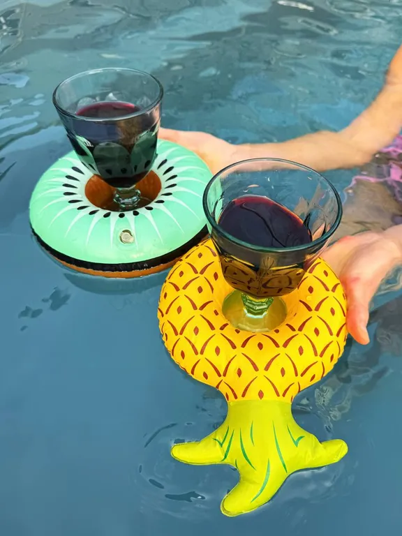 Дом с бассейном