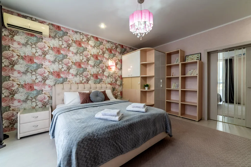 Евротрёшка с видом на море и город