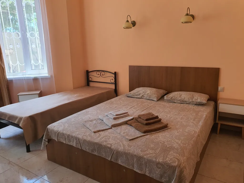 Комфорт с кухней (кухня рассчитана на 2 номера)