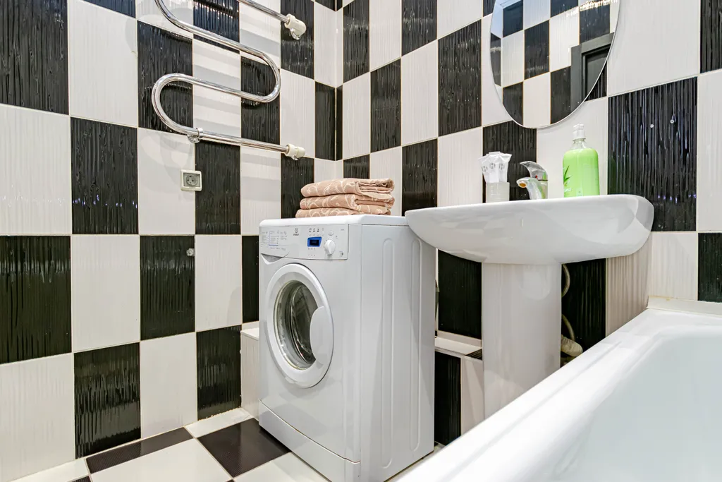 Уютная двухкомнатная квартира у Планеты