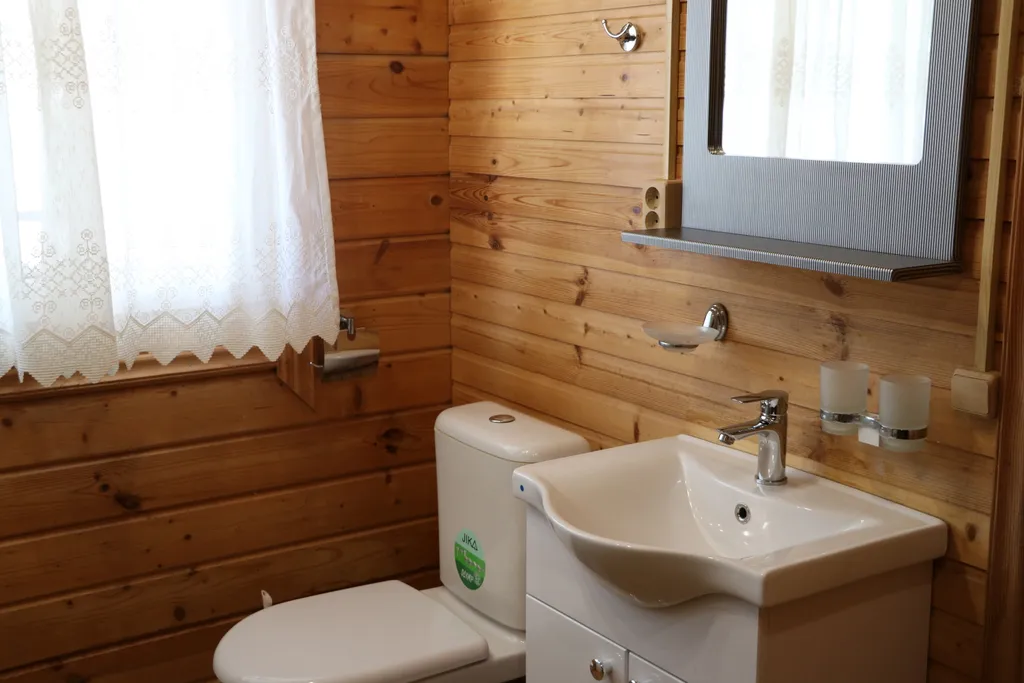 Дом с бассейном