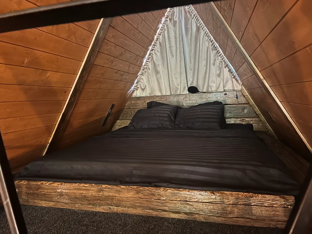 Треугольный дом в стиле A-frame