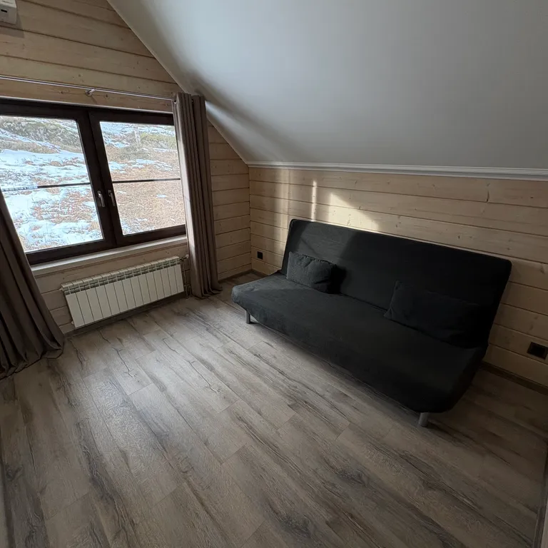 Современный коттедж на берегу озера Лавиярви