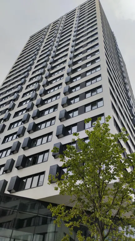 Апартаменты у метро Студенческая и возле центра Нейрохирургии