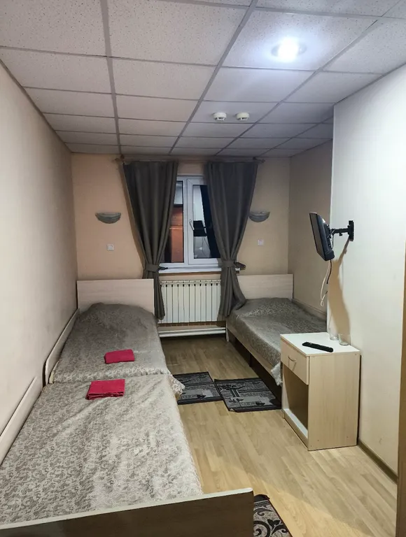 Квартира Номер с тремя односпальными кроватями — Калачинск