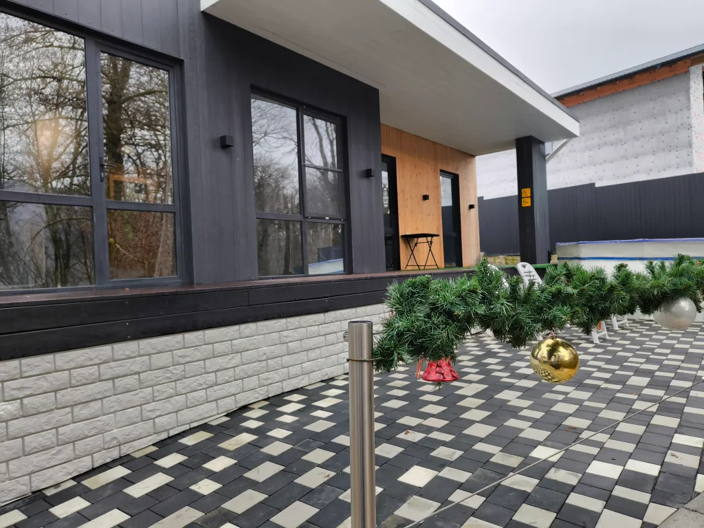 Дом с подогреваемым бассейном и сауной, в стоимость всё включено