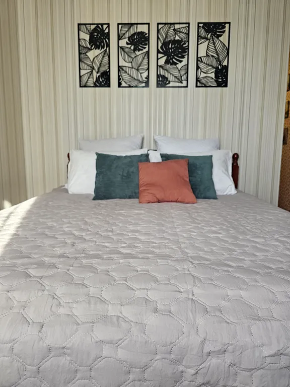 Большая просторная квартира с двумя балконами.