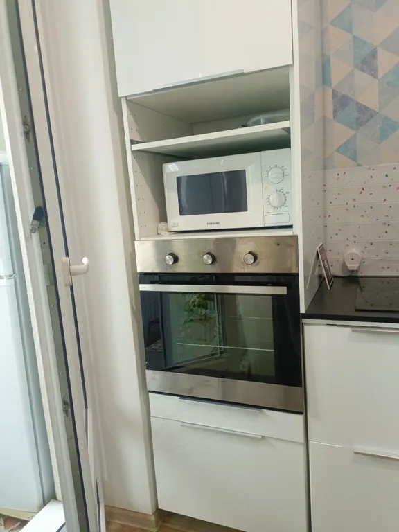 Квартира-студия в спокойном, чистом тихом районе, в стиле Прованс