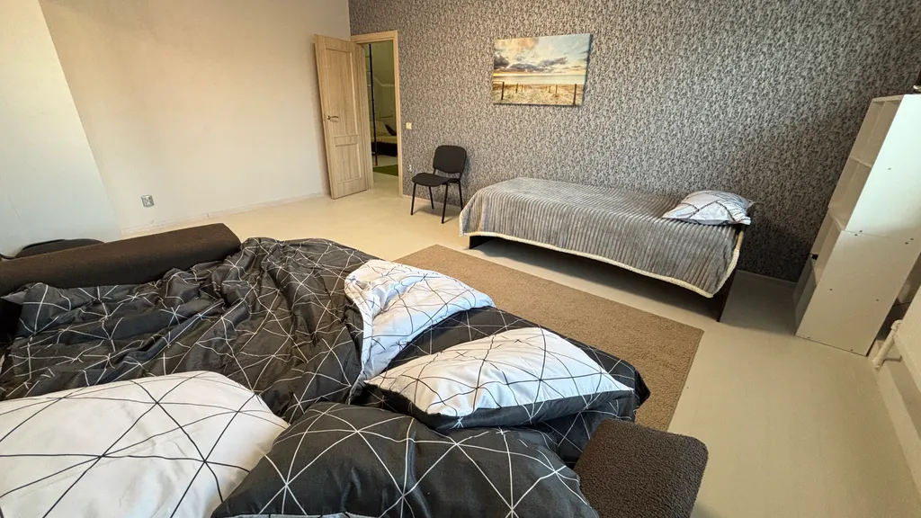 Дом в Анапе с банным чаном для дружной компании в окружении сада