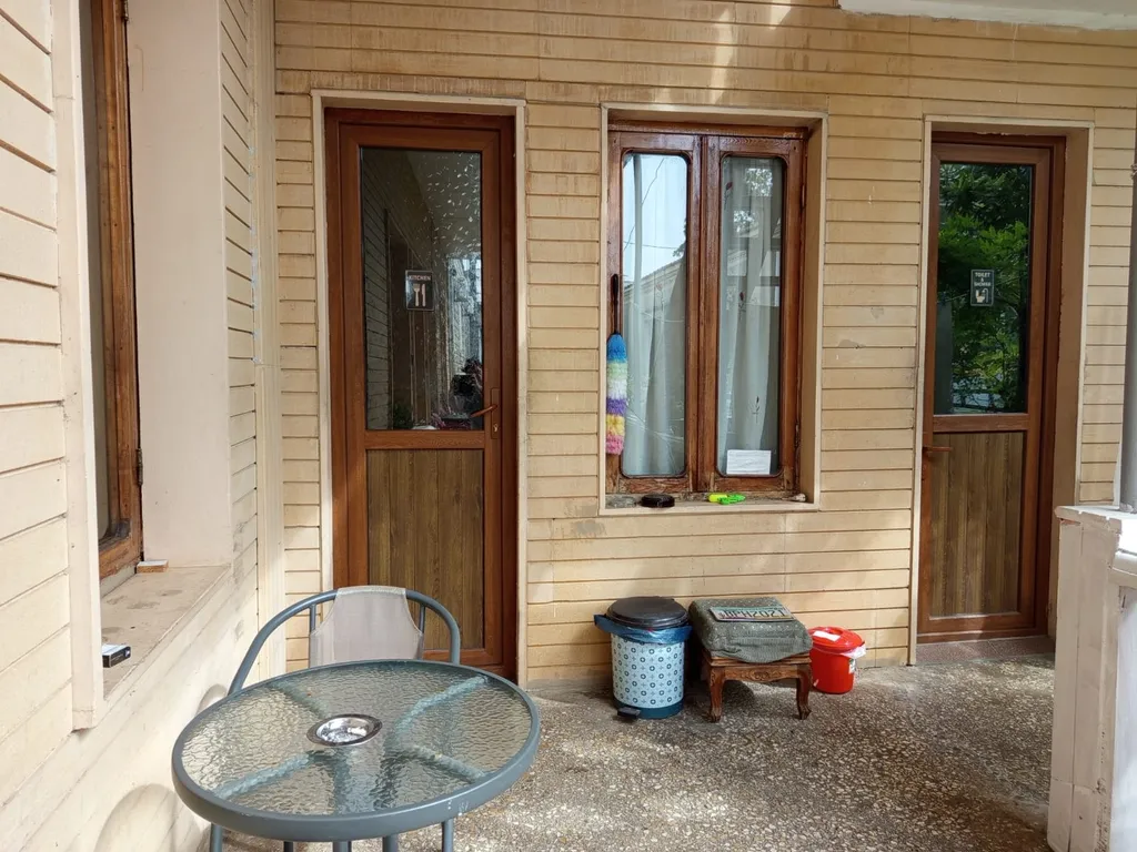 Большой семейный номер со своим санузлом и смежным номером