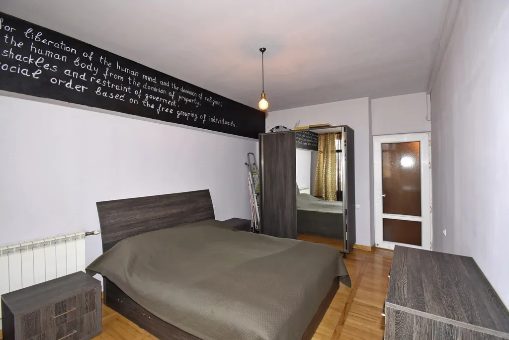 4-комнатная Квартира