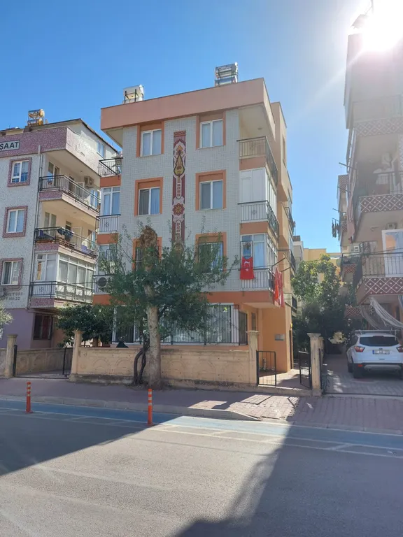 Уютная квартира рядом с трамвайной остановкой — аренда посуточно в Анталья