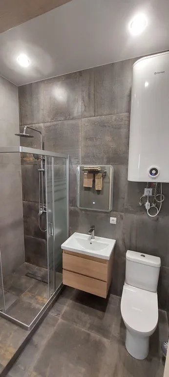 Просторные апартаменты в центре ливадии