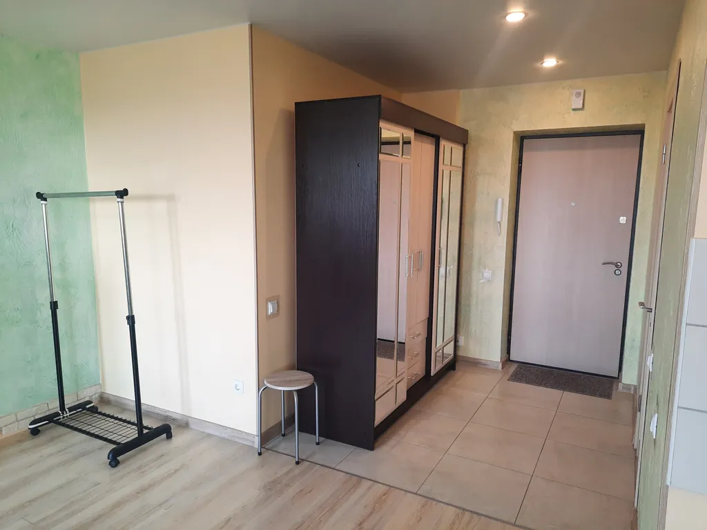 Студия с видом на реку