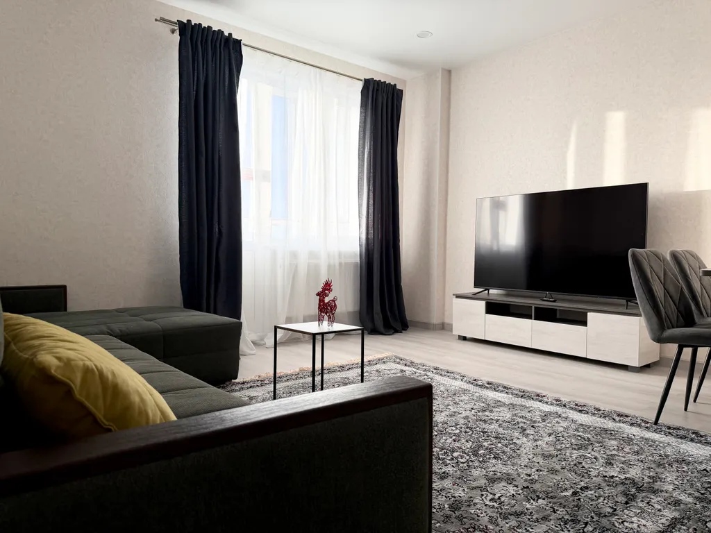 Студия со свежим ремонтом на 16 этаже