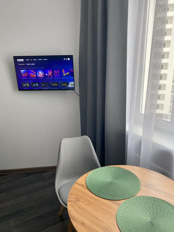 Уютная студия на набережной в центре Академического района