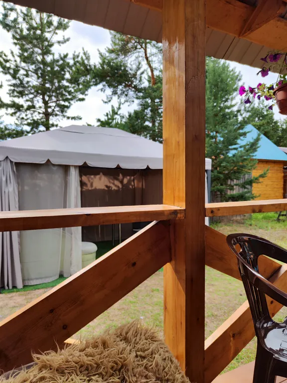 Уютный хвойный дом