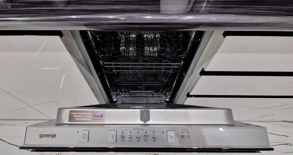 Квартира Уютная двухкомнатная квартира у моря — Адлер