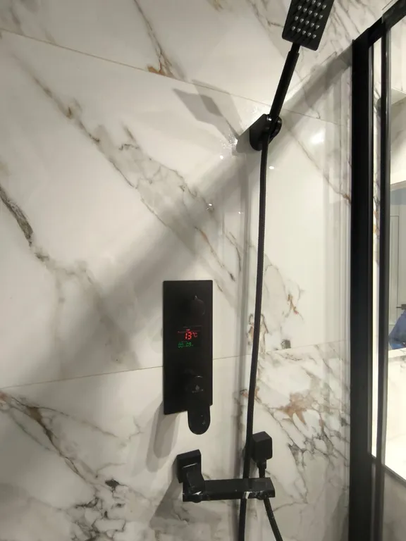 Коттедж Новый дом с тёплым бассейном во дворе — Елизаветинская