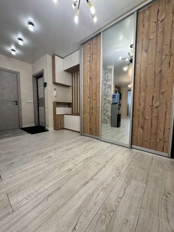 Просторная современная 2-х комнатная квартира