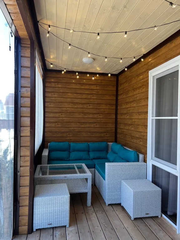 Коттедж с тёплым бассейном