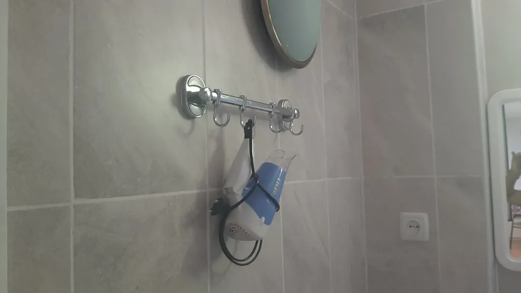 Бесо хаус апартамент с отдельным двориком недалеко от парка