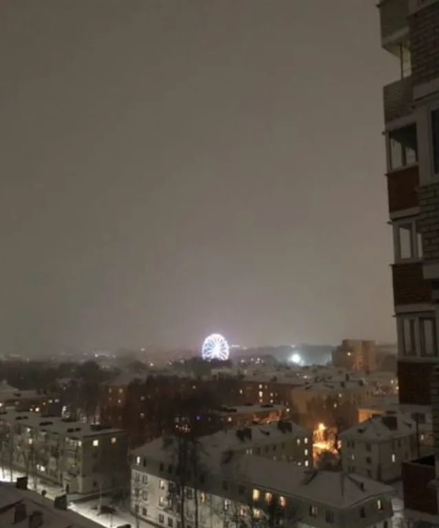 Милая студия для троих. Две кровати