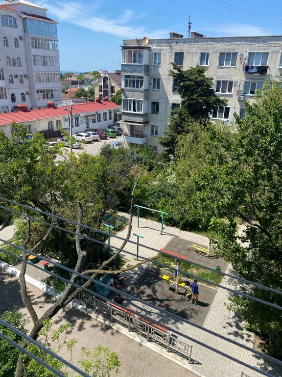 Квартира 3-комнатная Квартира — Севастополь