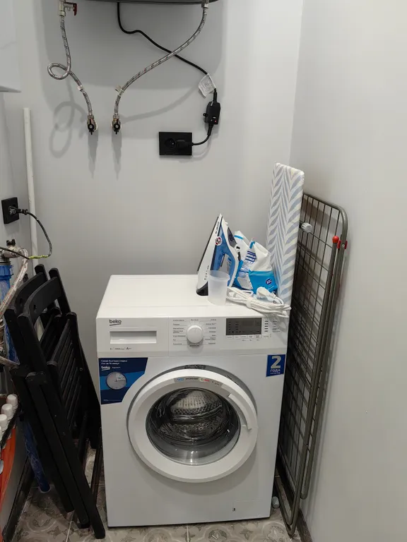 Дом у ручья