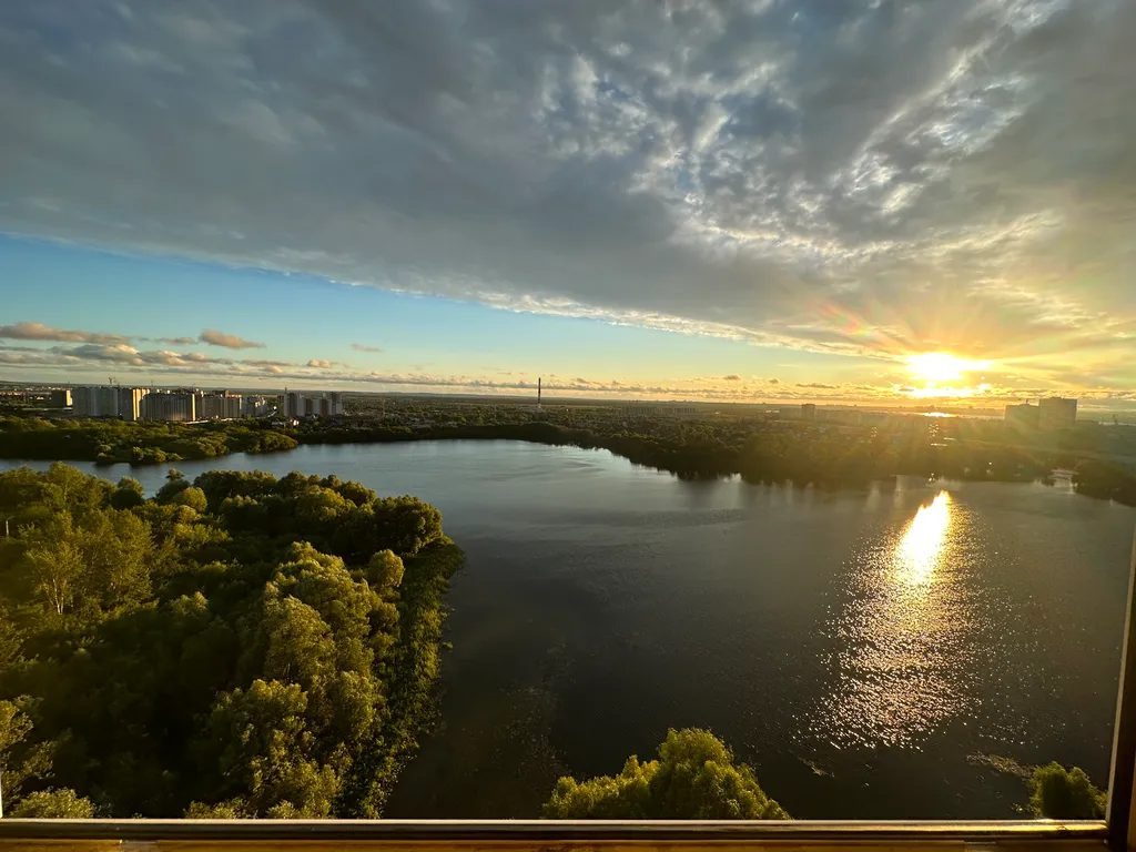 Квартира на Парковом у реки с камином и кондиционером