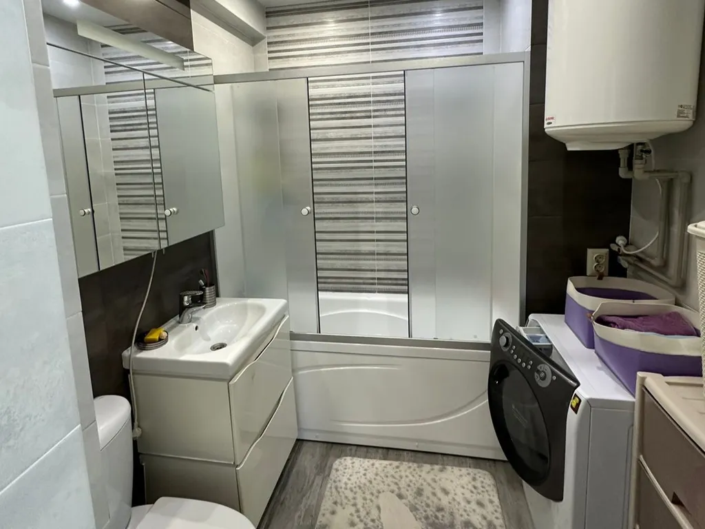 Двухкомнатная квартира с видом на море