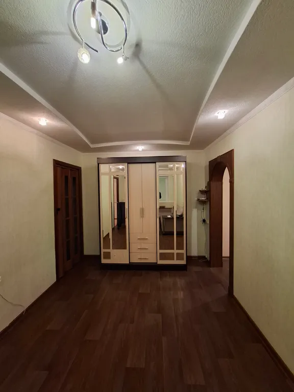 Уютная 2 к.к в центре рядом с магазином