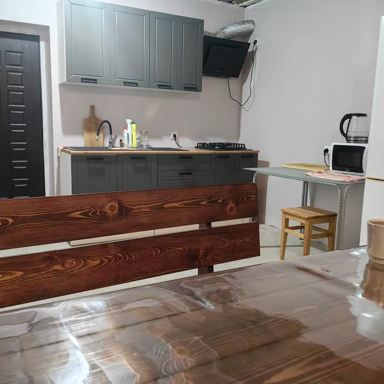 Уютный дом со всеми удобствами для большой компании у парка Теснины