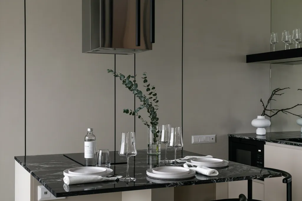 Премиум апартамент Loca loft с видом на пруд