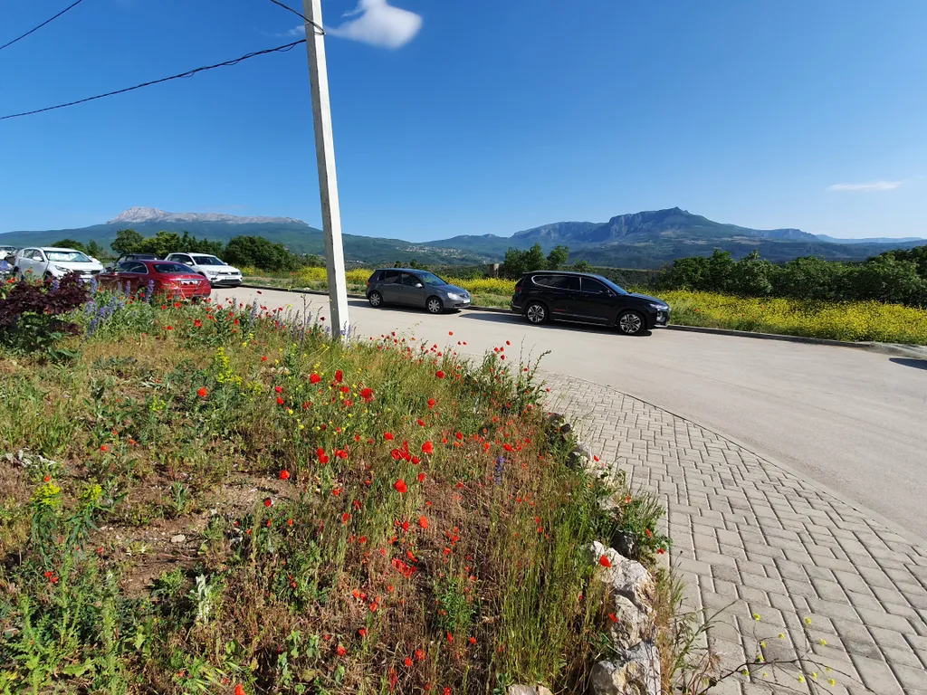 Современная видовая квартира в новом жк с детскими и спорт площадками