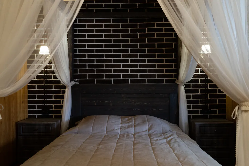 Большой коттедж