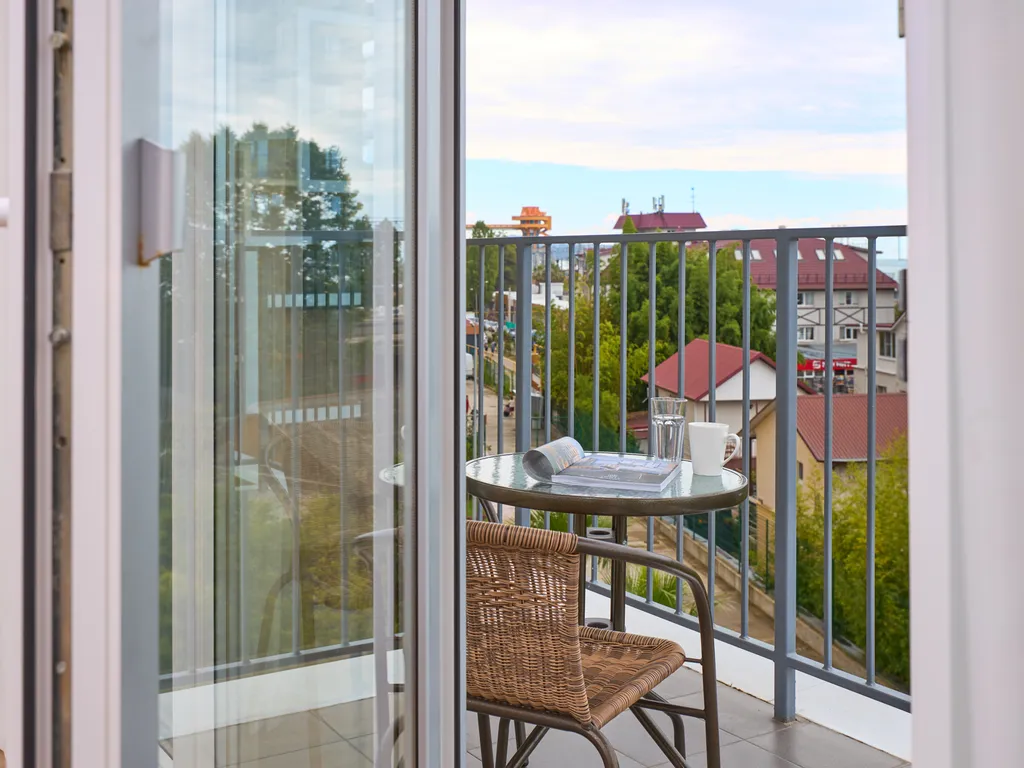 Двухкомнатная квартира с прямым видом на море в ЖК Каравелла Портигали