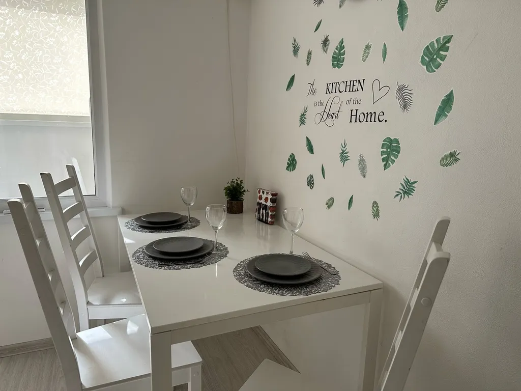 Отличная двушка у леса