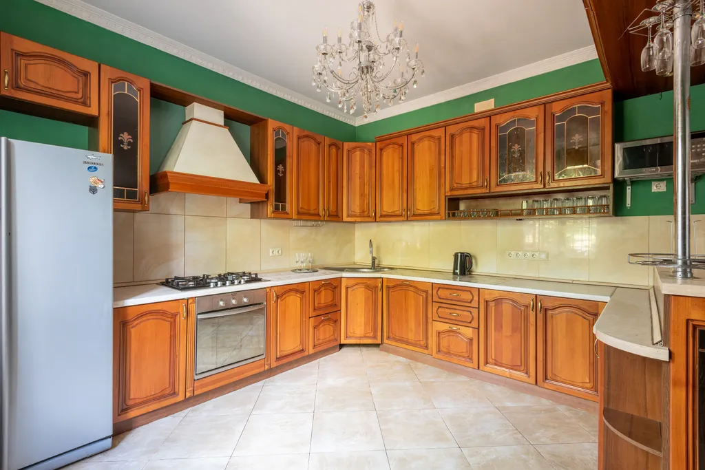 Дом на севере Москвы бассейн и сауна