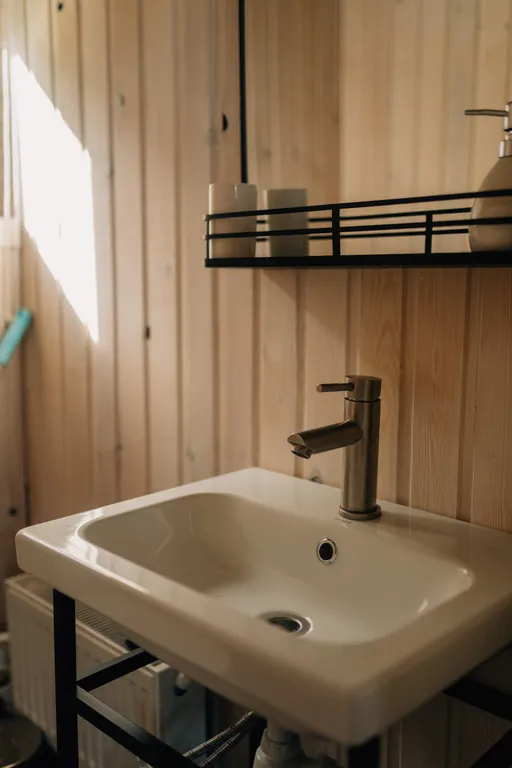 Дом с видом на озеро рядом с Ладожскими шхерами