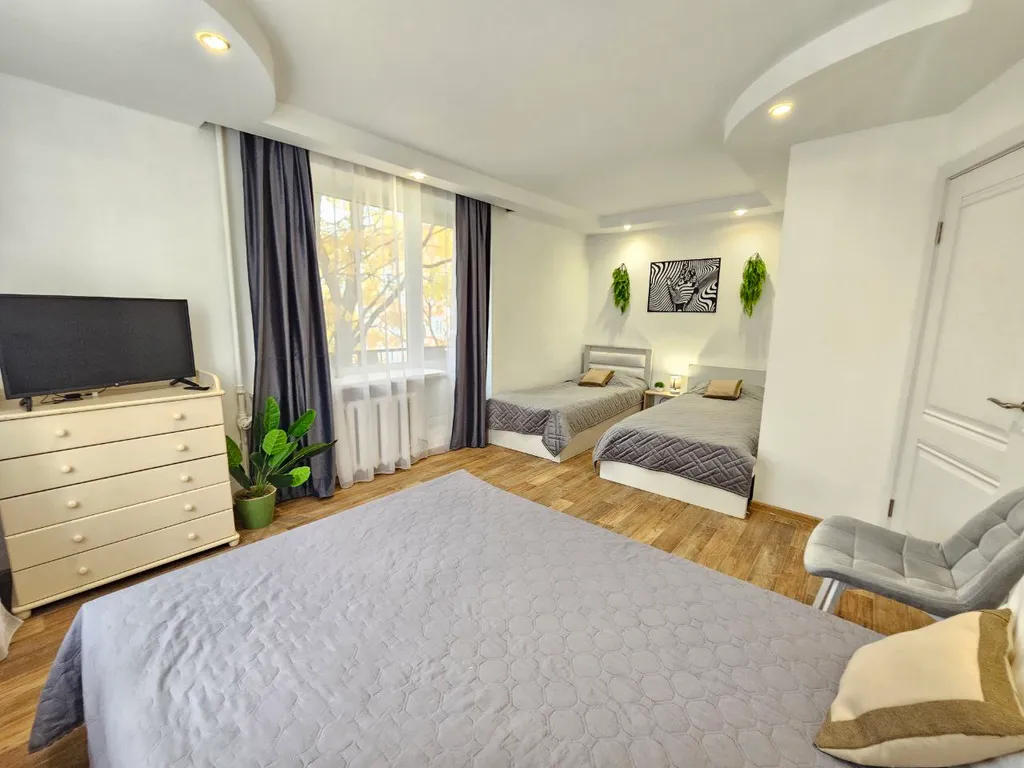 Светлая однокомнатная квартира возле реабилитации