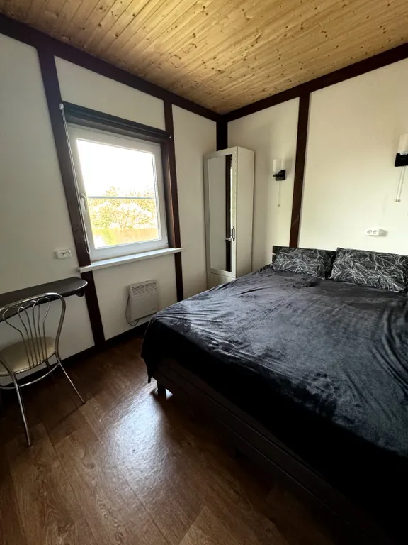 Дом отдыха на берегу озера