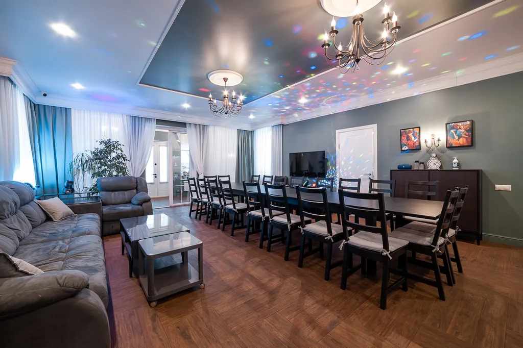 Коттедж 8-комнатный Дом — Голиково