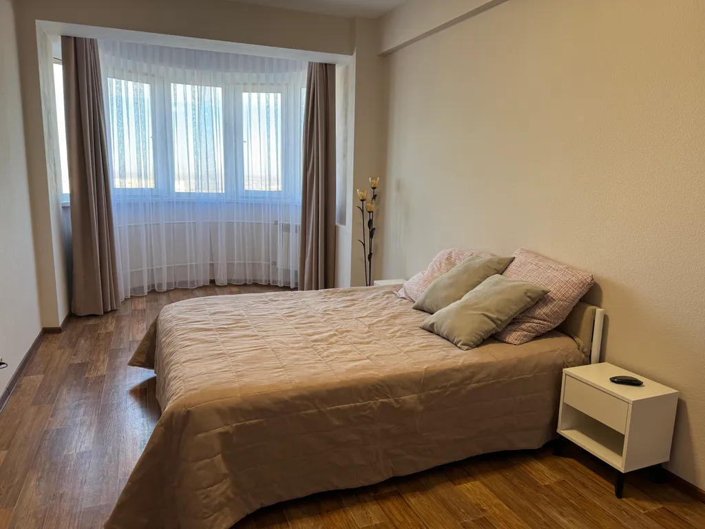 Квартира Уютная, чистая квартира с шикарным видом из окна у ТЦ Смайл Молл — Иркутск