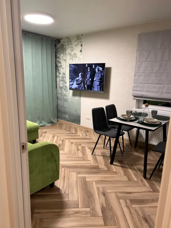 Квартира Елки зелёные рядом с жд вокзалом