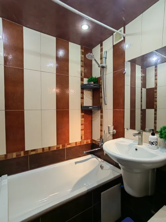 Трёхкомнатная квартира 15 минут до моря